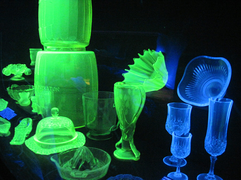 UV lit glass