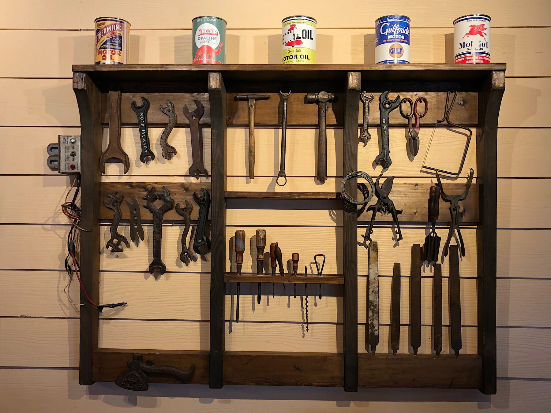 Model T tools Ford's Garage