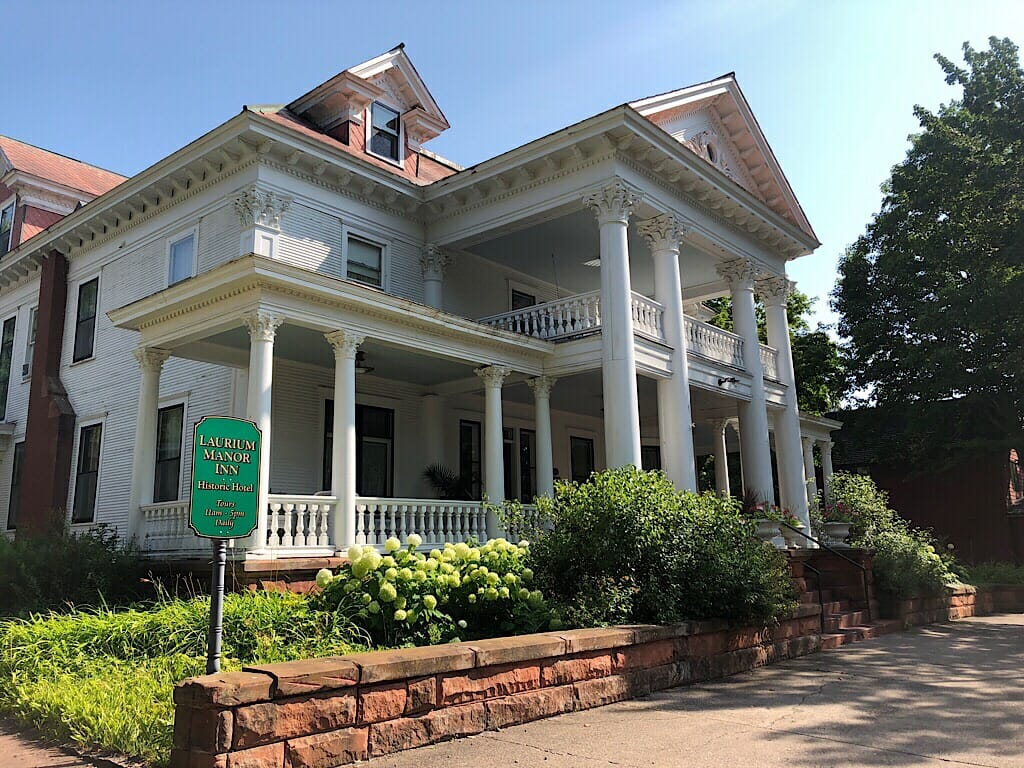 Laurium Manor Inn