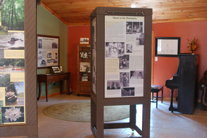 New Visitor Center at Hot Springs