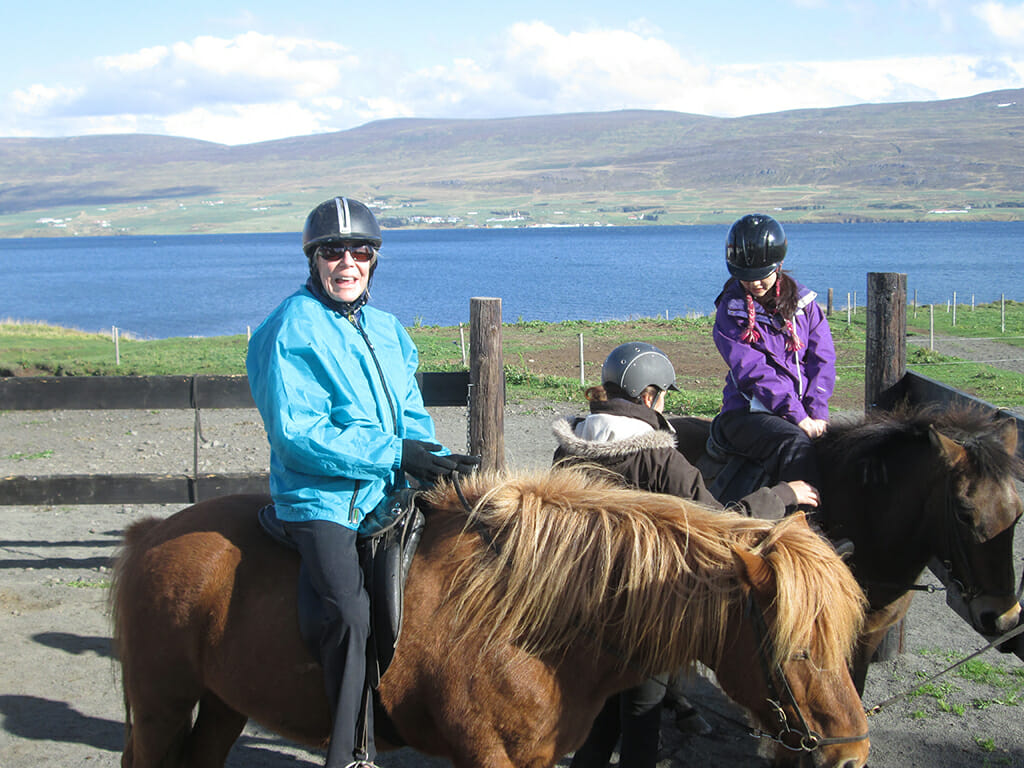 Lynn ready to go riding
