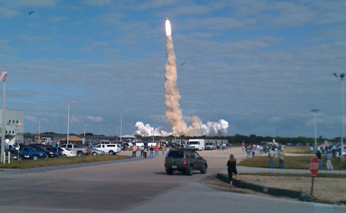 Day launch shuttle