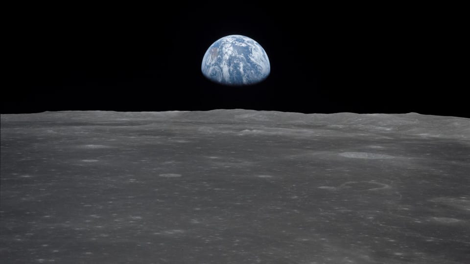 Apollo 11 earthrise