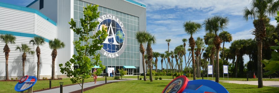 Apollo / Saturn V Center exterior